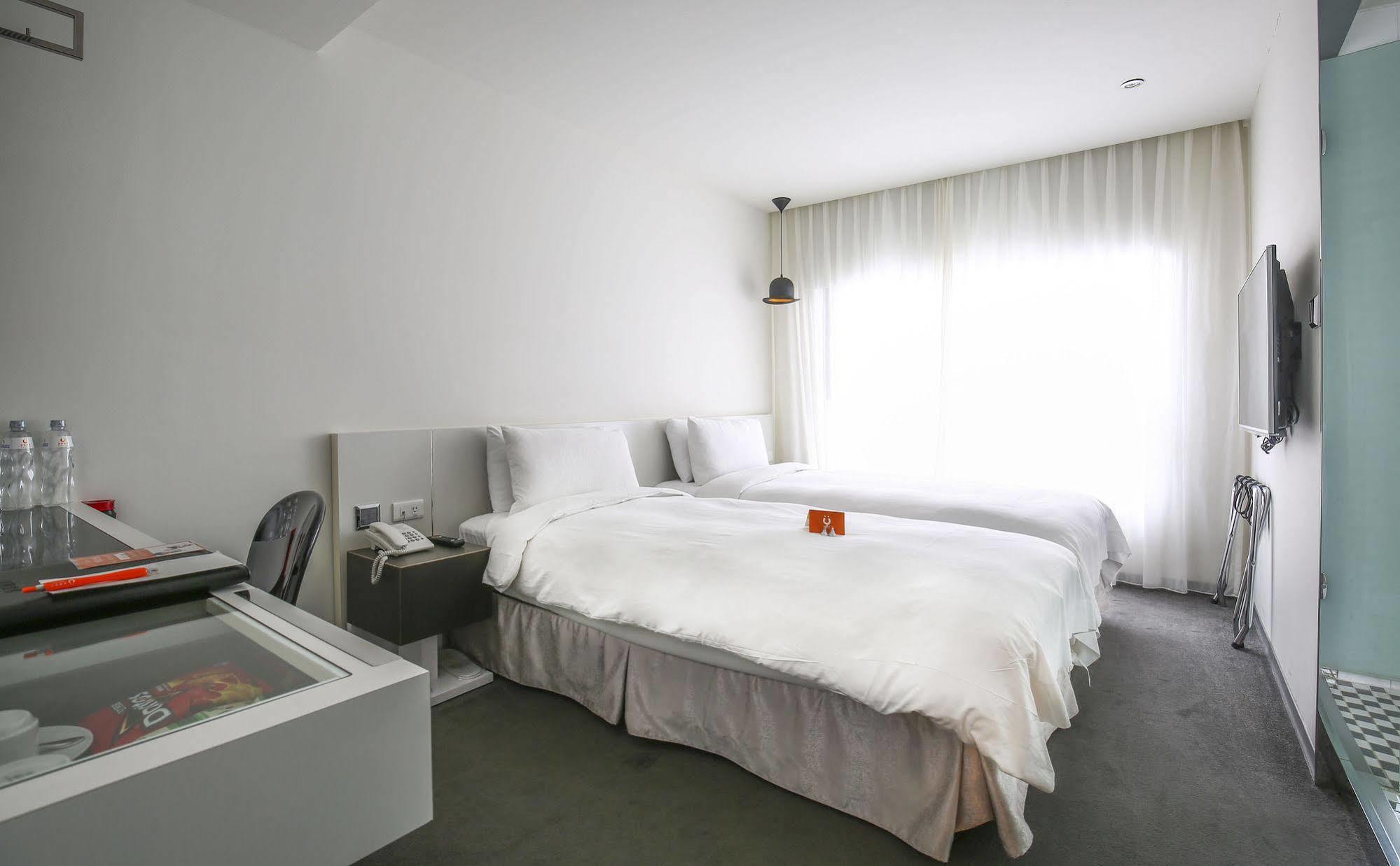 Cityinn Hotel Taipei Station Branch III Екстериор снимка